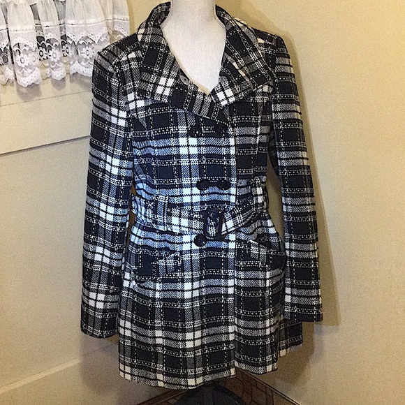 SayWhat? Women’s Plaid Double Breasted Coat - Picture 14 of 14
